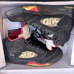 Supreme 5s Black 