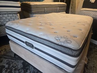 Queen size pillowtop mattress