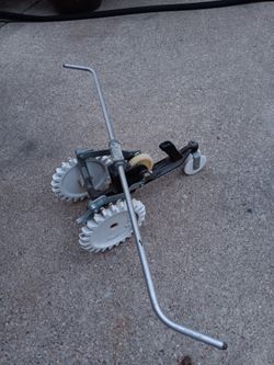 Vintage Cast Iron Thompson Traveling Tractor Sprinkler