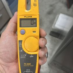 Fluke T5-600 Meter 
