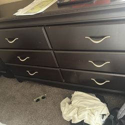 Dresser Set