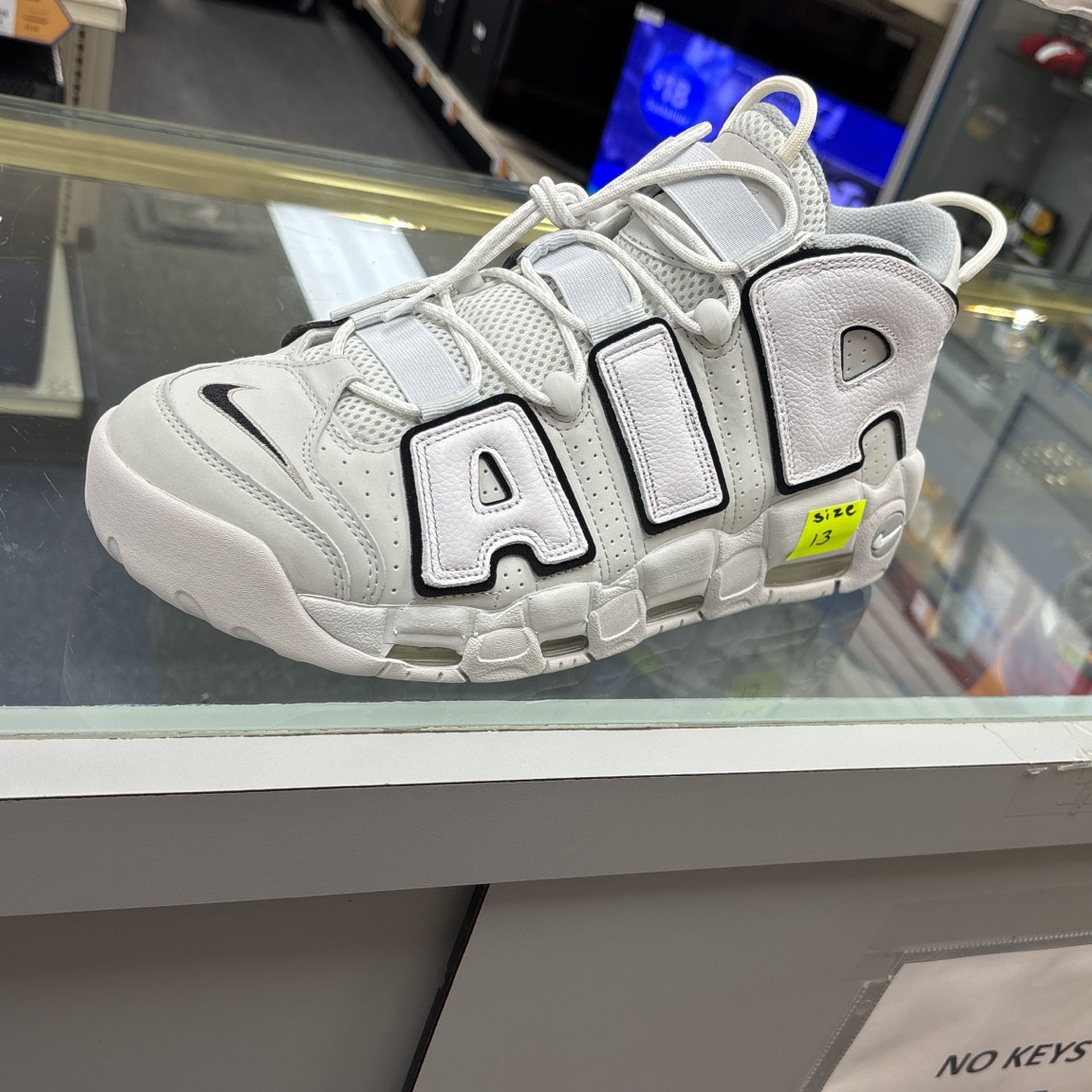 Nike Uptempo White