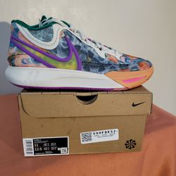 Nike kyrie 8's  circle of chaos  DS authentic sz 11m 