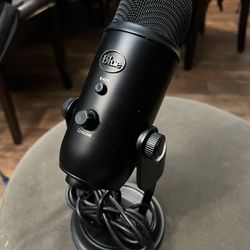 Microphone