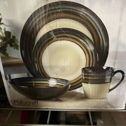 Pfaltzgraff Everyday Galaxy Blue 16 Piece Dinnerware