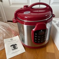 Cook’s Essential 6QT Pressure Cooker New In Box
