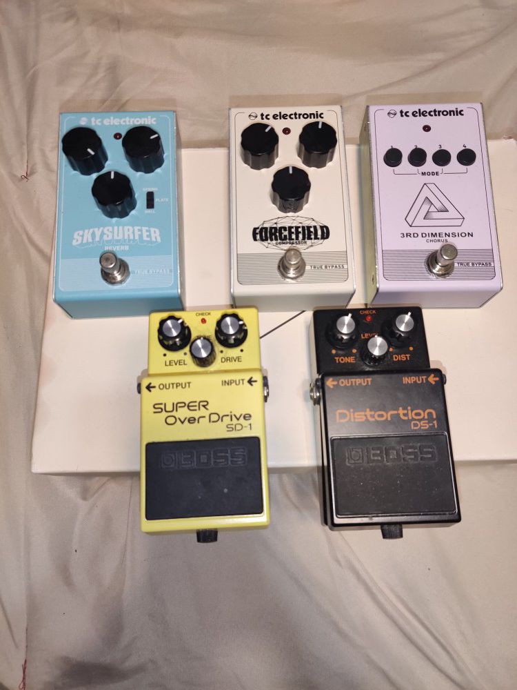 Electric Guitar Pedals