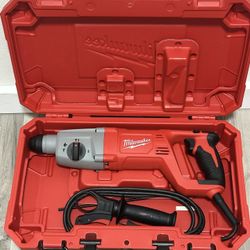 Milwaukee 8 Amp Corded 1 in. SDS D-Handle Rotary Hammer