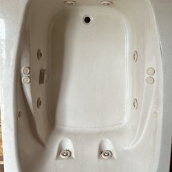 Jacuzzi Bath tub 