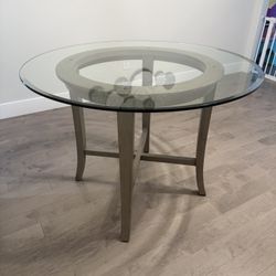 42" Round Glass Dining table