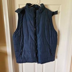 Livergy Mens Vest Size 2 XL w/removable hood