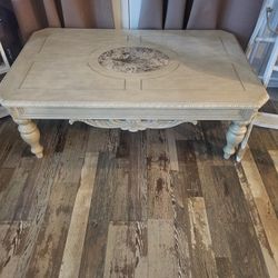 4 Great Living Room Pieces