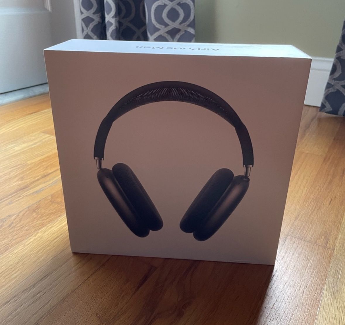 [Brand New] Apple AirPod Max’s 