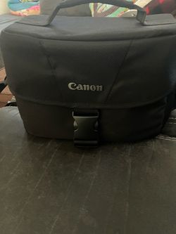 Canon R100 bundle