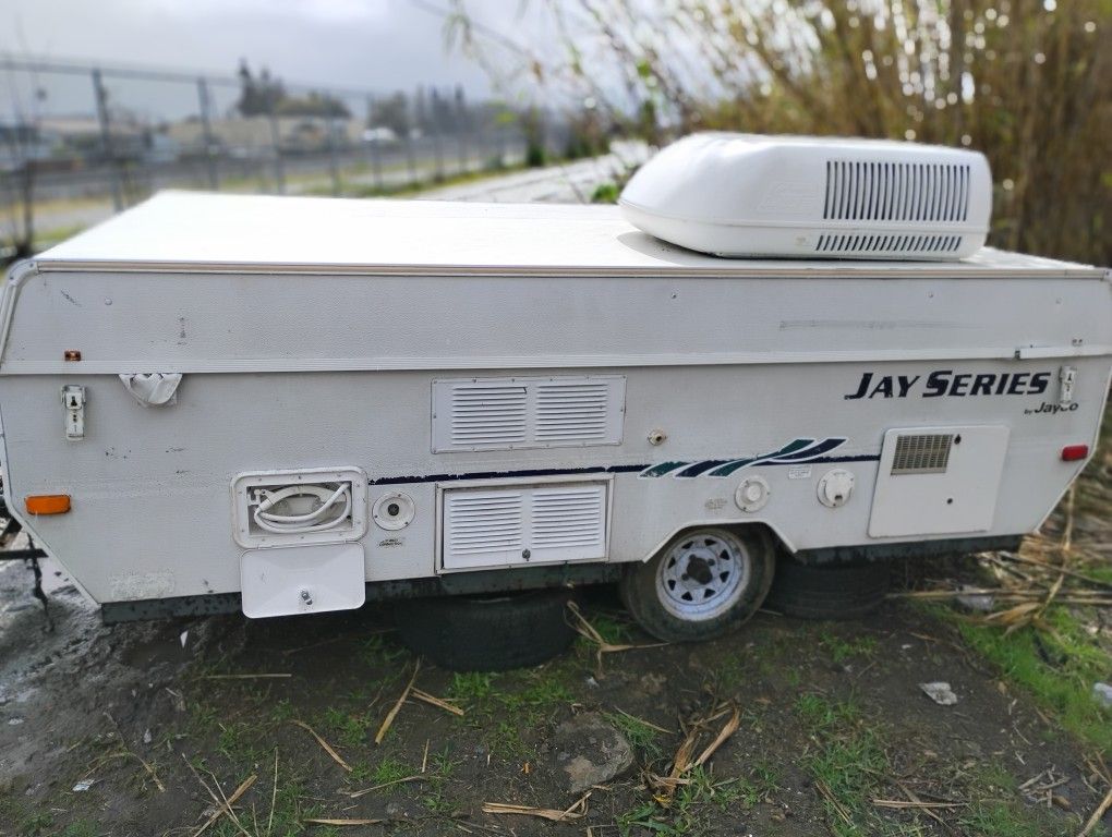 2004 Jayco Popup Trailer