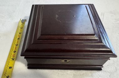 Wooden Jewelry and Keepsake Box with Lock and Two Keys