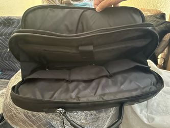 Black leather briefcase with handle. Kenneth Cole Reaction Black Briefcase / Work Bag