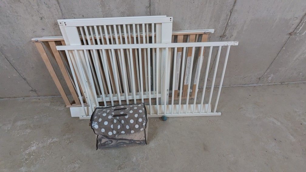 For Sale: Baby Crib (Disassembled) – Gently Used