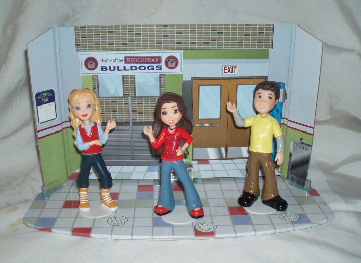 I carly chat and interactive playset with 3 figures icarly hand held voice machine