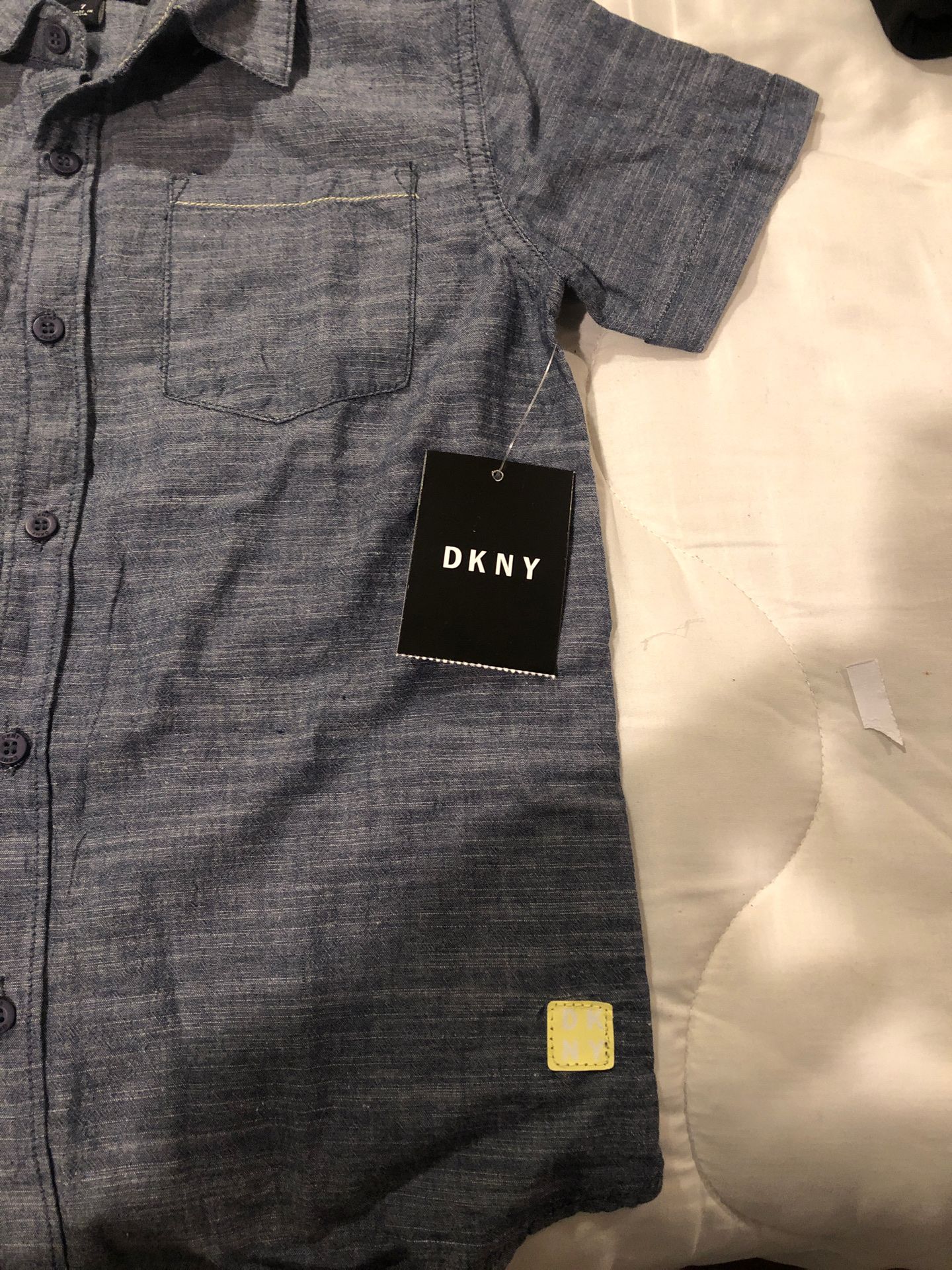 Boy DKNY short sleeve shirt