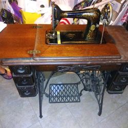 Antique SINGER SEWING MACHINE TABLE