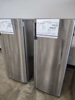 LG 5.8 cu. ft. Single Door Freezer