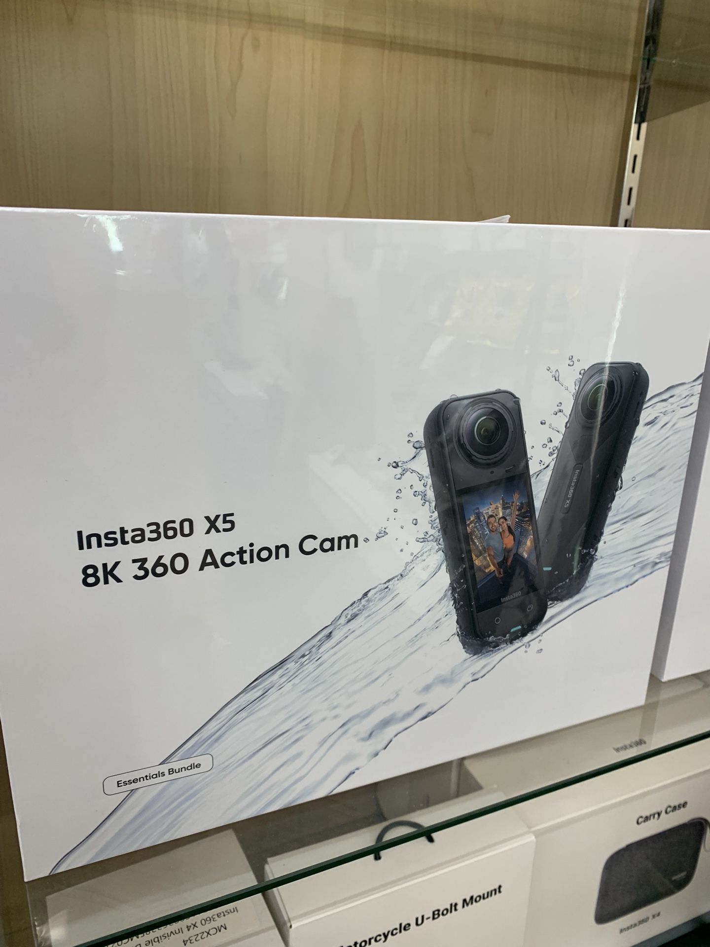 Insta360 X5 Essentials Bundle