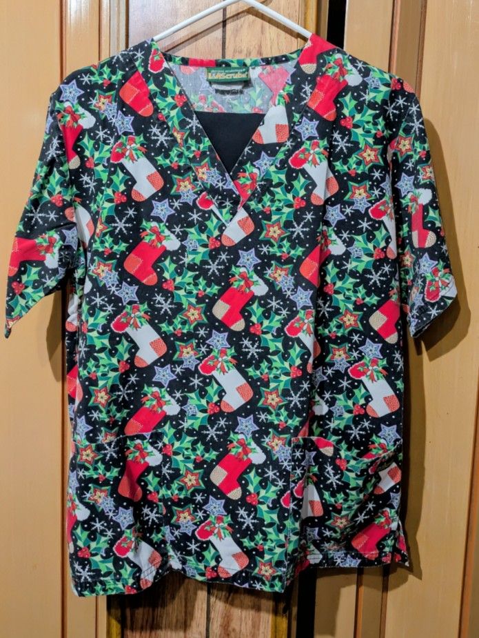 CHRISTMAS SCRUBS, ( S/CH )