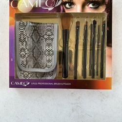 Brushes And Pouch 