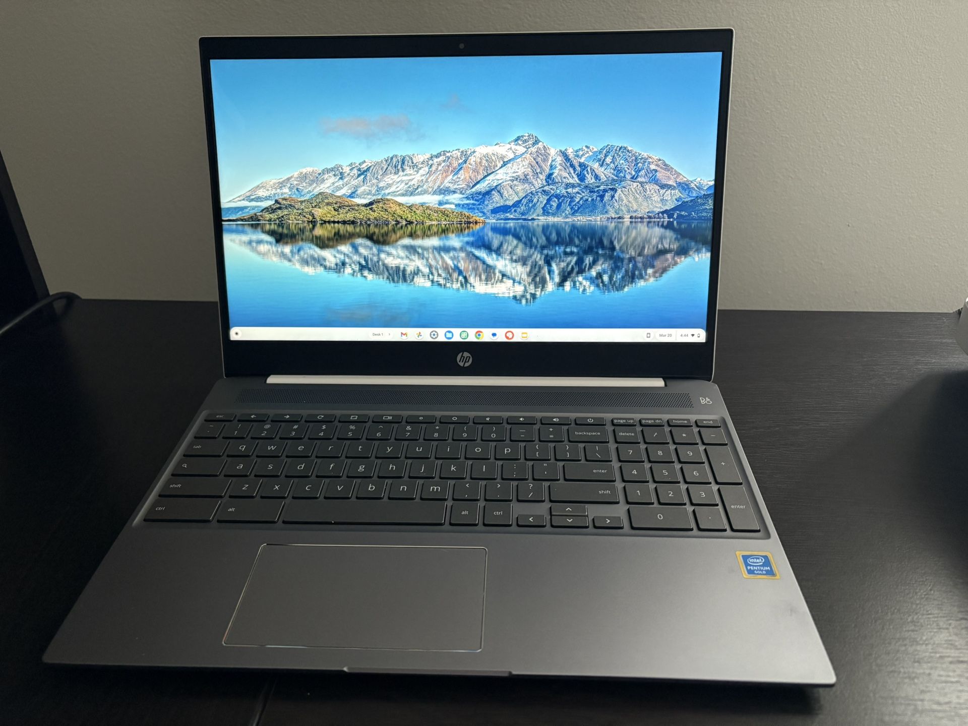 15.6inch Full HD HP Chromebook Touch Intel Pentium 4gb Ram 64gb SSD