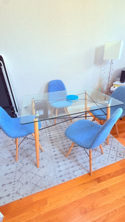 Dining table set & Tv stand