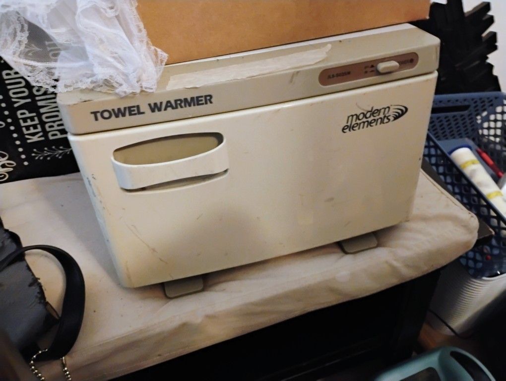 Hand Towel Warmer