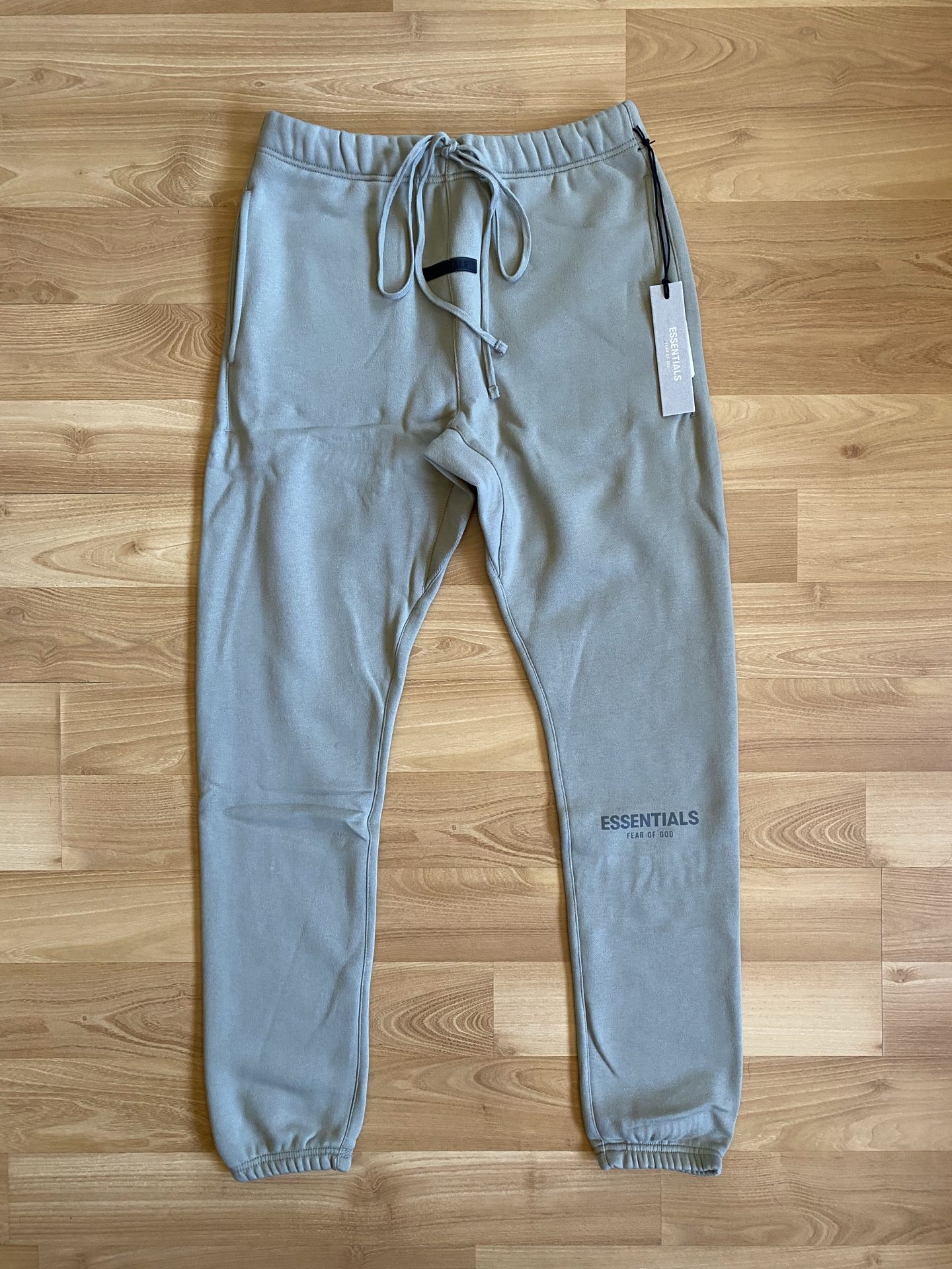 Fear Of God Essentials Sweatpants (Pistachio)