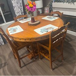 Buffett and table with 6 chairs