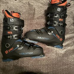 Salomon Ski Boots