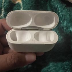AirPods Pro 2nd Gen ( Case )