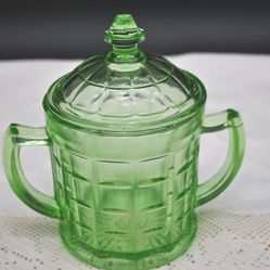 Rare  Vintage Hazel-Atlas Colonial Block Uranium Glass Sugar Bowl with Lid, 1930s dish