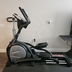 Elliptical - Sole E35