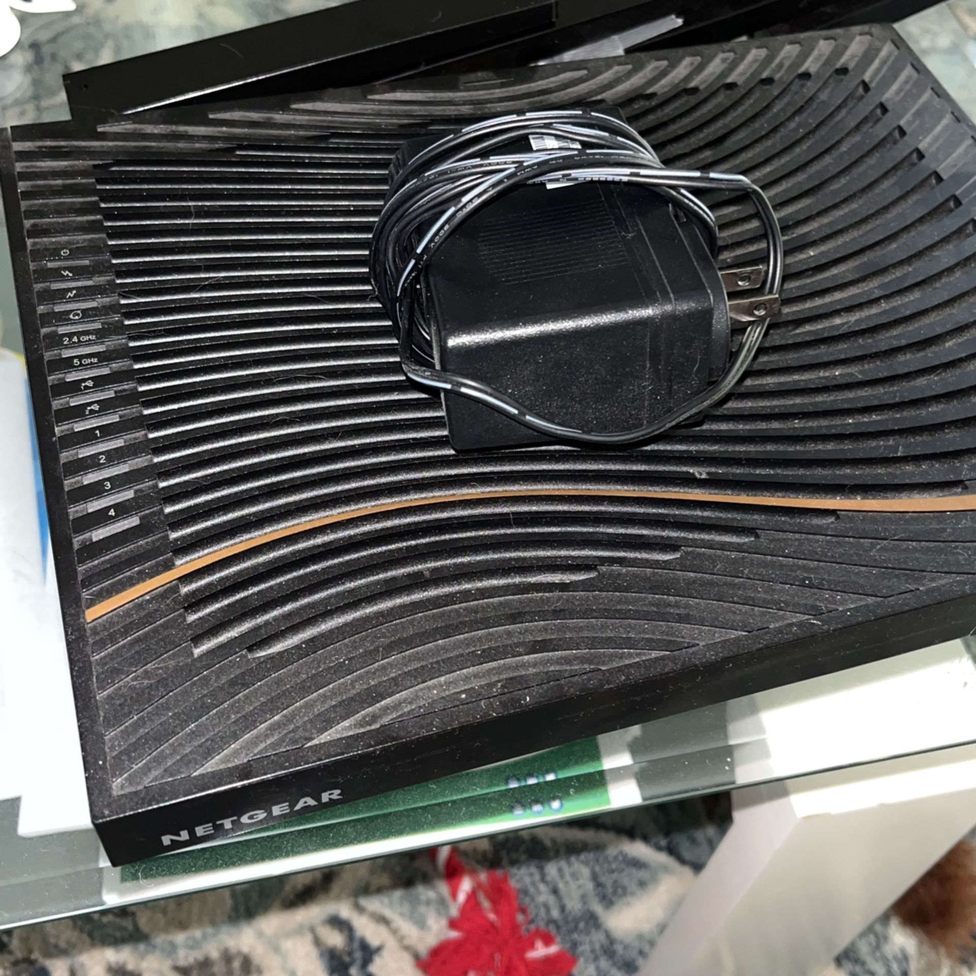 Cable Modem+WiFi Router