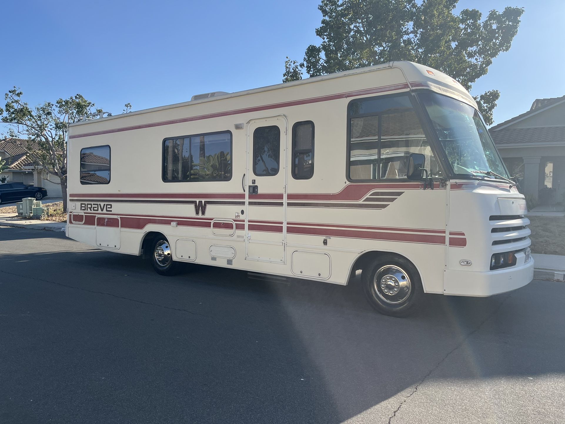 1992 winnebago brave 27ft class a