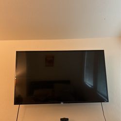 50 Inch Roku Tv with Wall Mount