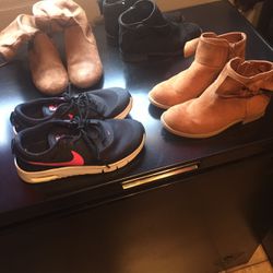 Girls Boots/ Sneakers