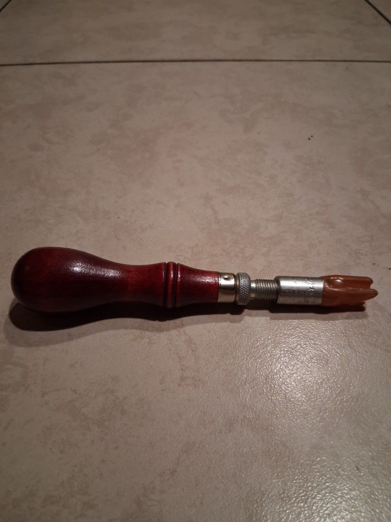 Gauge Tool/Cove Base Groomer