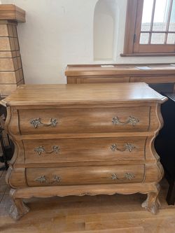 BEDROOM FURNITURE – CRATE & BARREL ACKERLEY CHESTS & NIGHTSTANDS