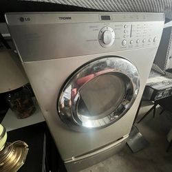 LG TROMM Dryer with pedestal
