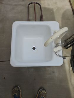 Laundry /Bar Sink/cast iron