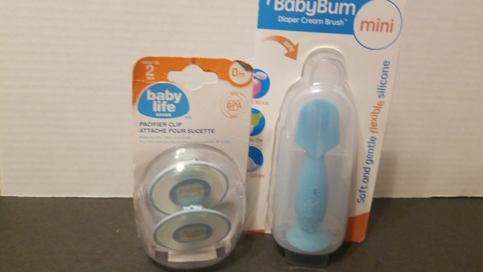 Baby Bum Diaper Cream Brush & BABY LIFE PACIFIER CLIP 0m+