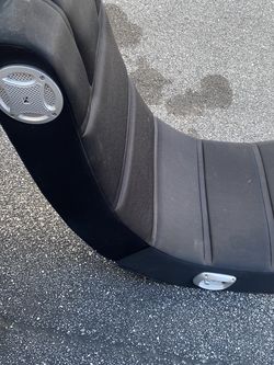 GAMING CHAIR