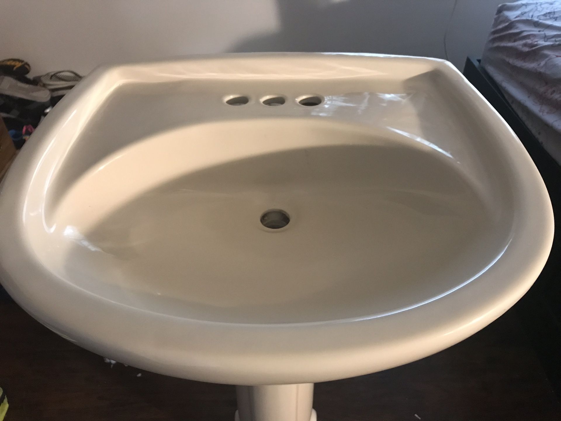 Pedestal Sink for Sale for Sale in Allentown, PA OfferUp
