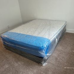 NEW FULL-SIZE PILLOW TOP MATTRESS AND BOX SPRING